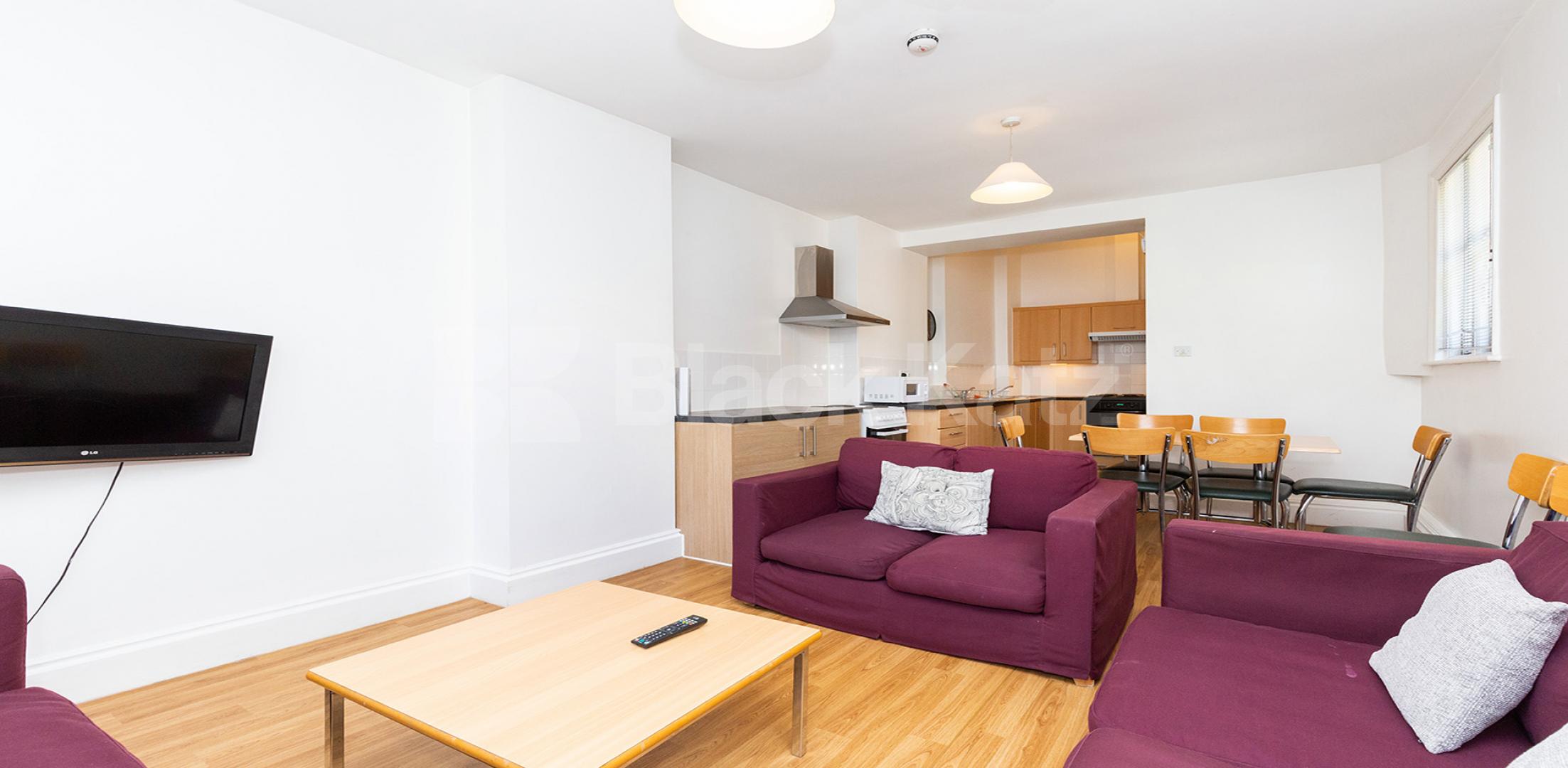 			NEW INSTRUCTION!, 3 Bedroom, 1 bath, 1 reception Flat			 Bedford Place, BLOOMSBURY